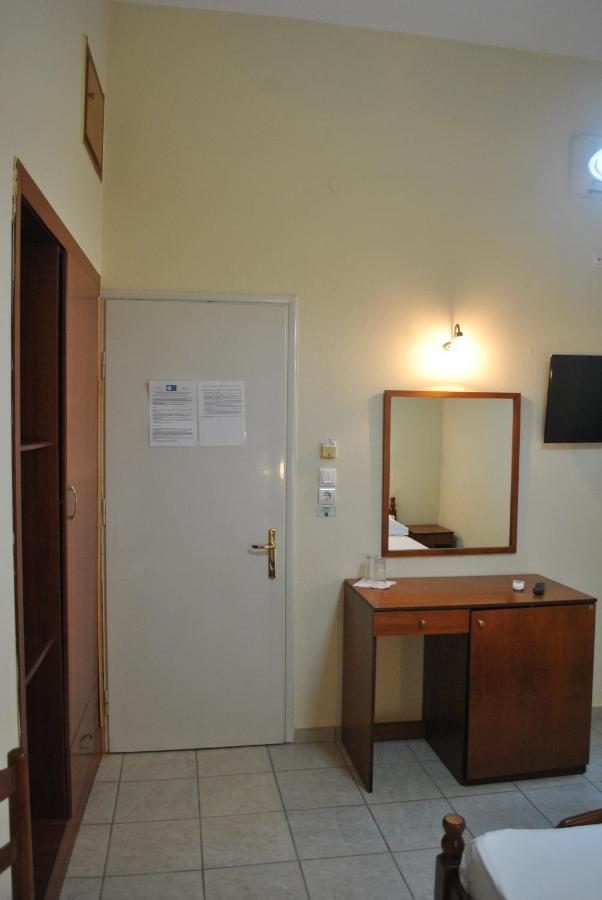 Anesis Hotel Platamonas Bagian luar foto