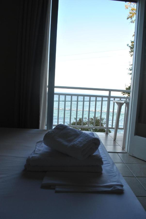 Anesis Hotel Platamonas Bagian luar foto
