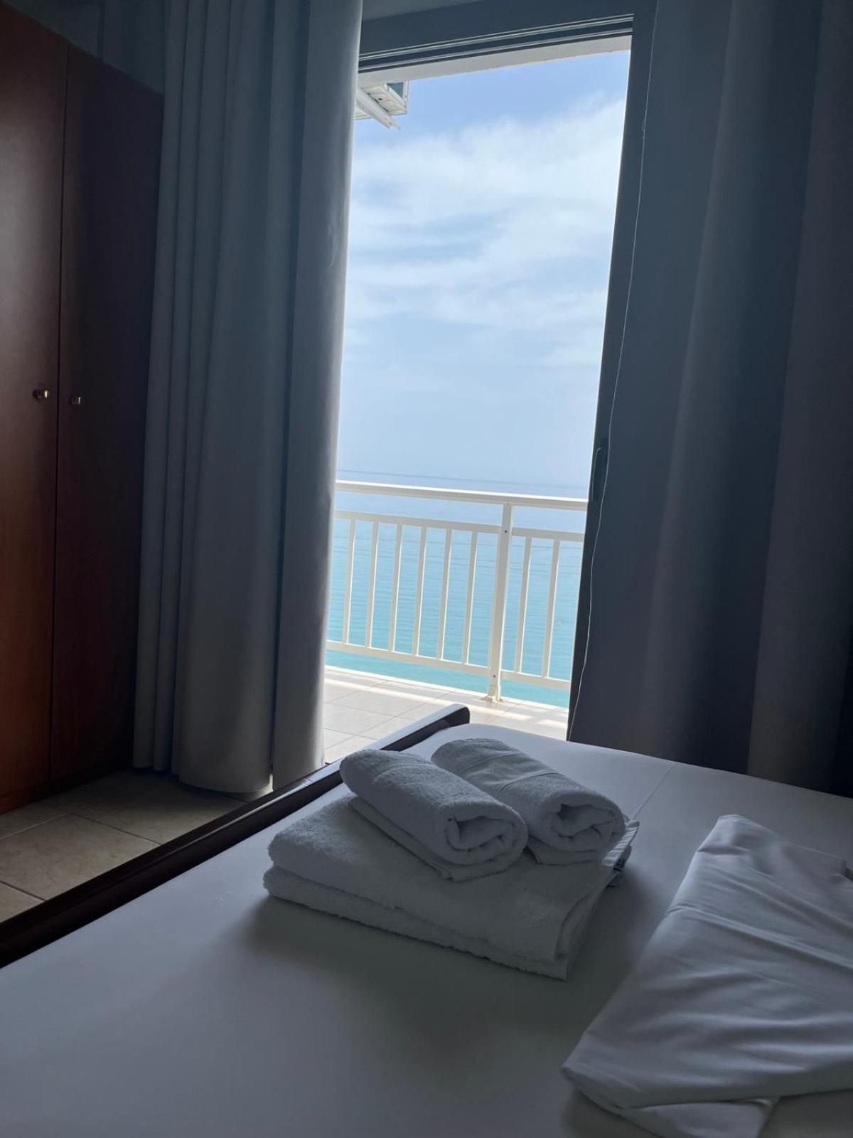 Anesis Hotel Platamonas Bagian luar foto